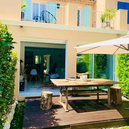 Les Restanques Maison 26 Pinede 3 Holiday home